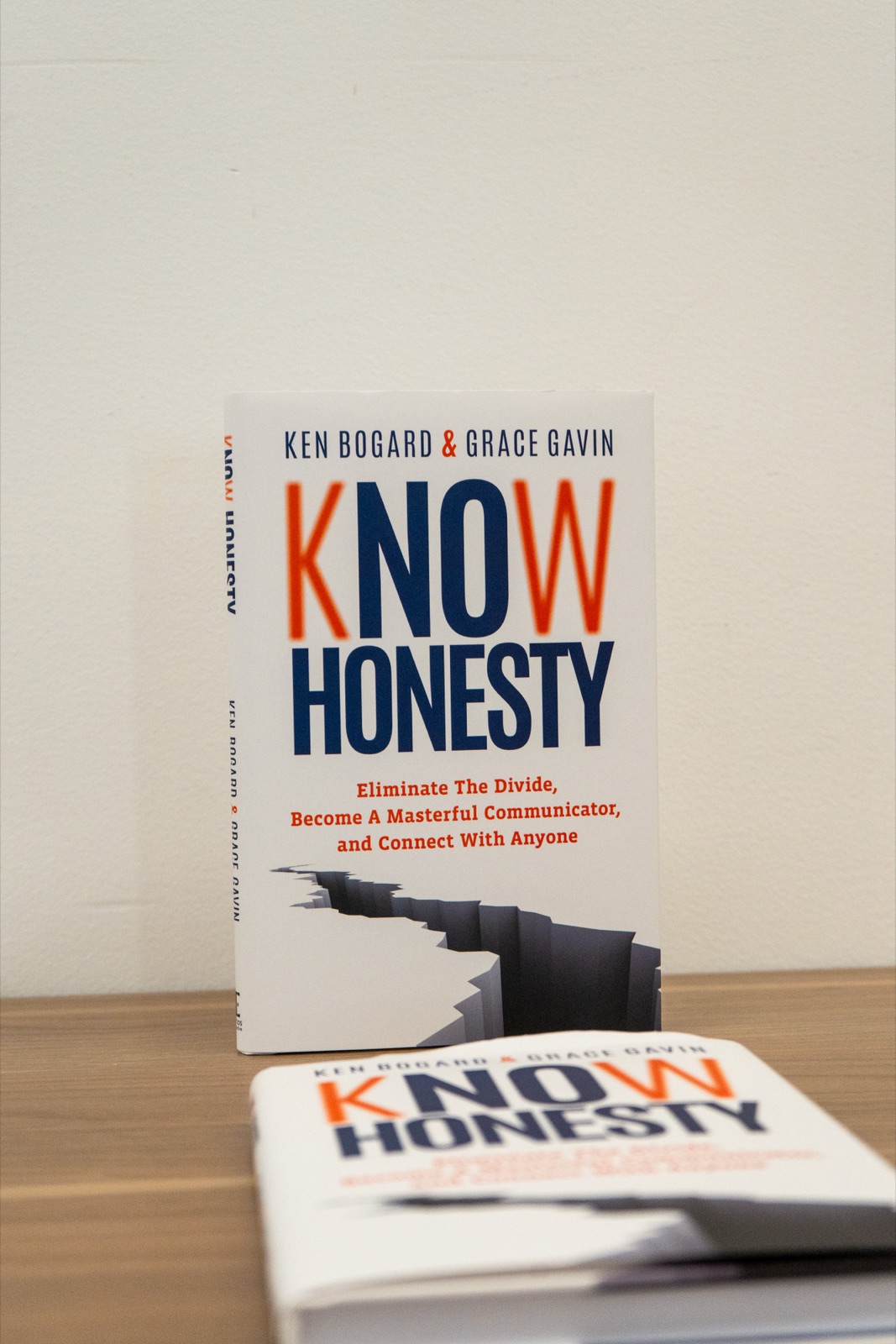The Know Honesty&trade; book by Ken Bogard and Grace Gavin